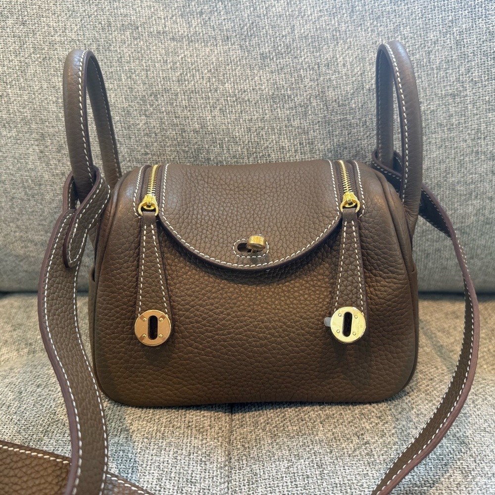 Elegant Brown Leather Women's Bag - Picture 2 of 11